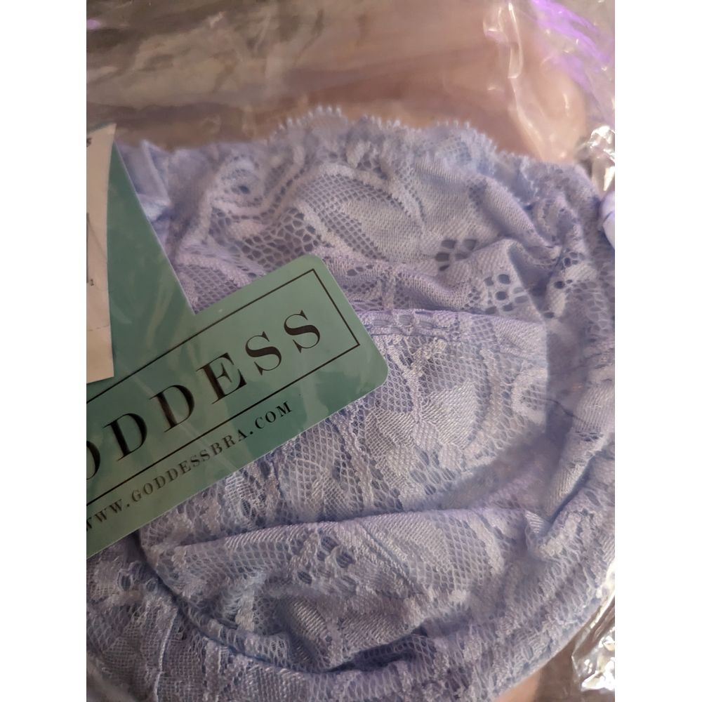 Goddess bra GD5010BL, BLUE
$30 EACH 11 AVAILABLE SEE‎ COMMETS FOR SIZE AVAILABLE